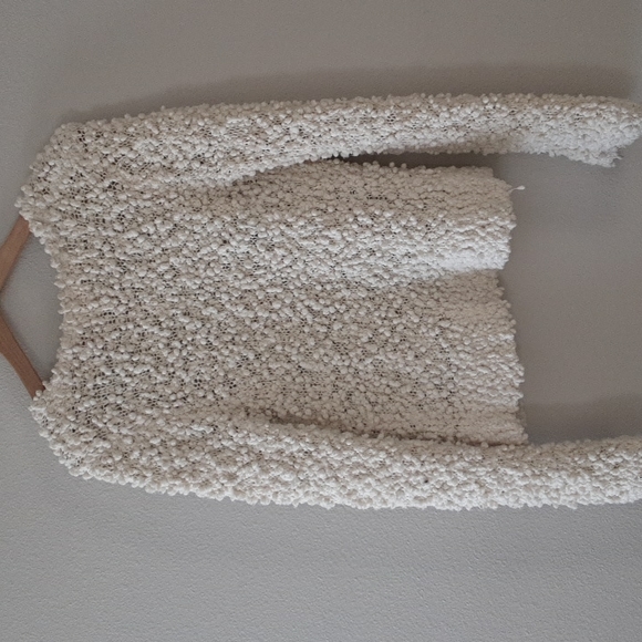 Textured Knit sweater - Picture 5 of 5